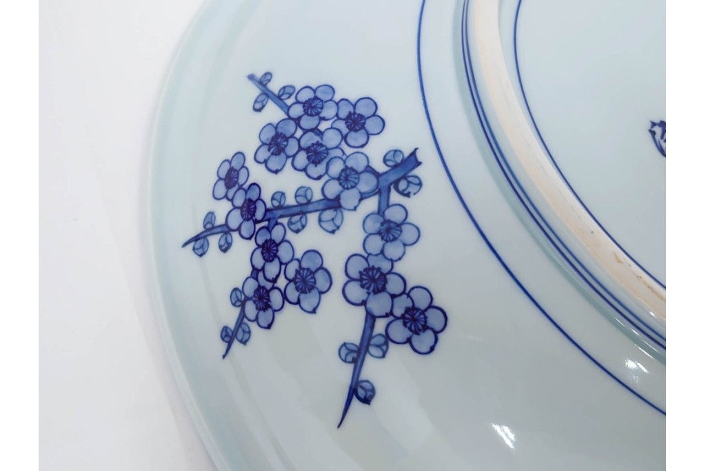 源右衛門窯　有田焼　染付枝梅文の大皿　共箱付き　(R-087391)