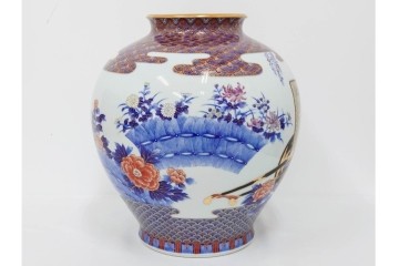 深川製磁　有田焼　染錦　高さ約37cm　華やかな御所車絵の花瓶　共箱付き　(R-087392)