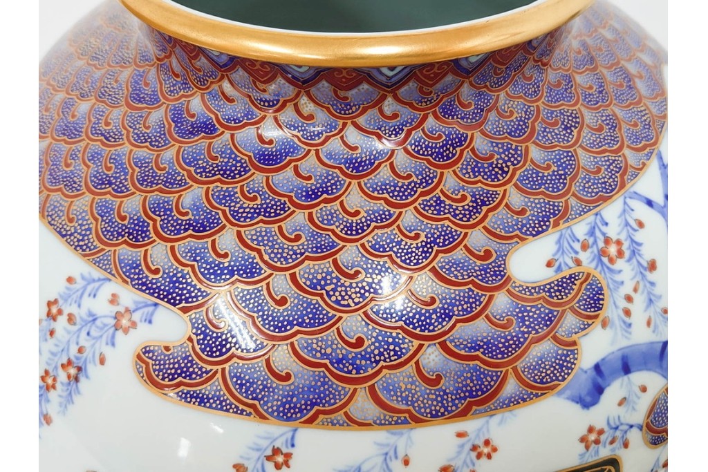 深川製磁　有田焼　染錦　高さ約37cm　華やかな御所車絵の花瓶　共箱付き　(R-087392)