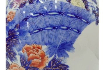 深川製磁　有田焼　染錦　高さ約37cm　華やかな御所車絵の花瓶　共箱付き　(R-087392)