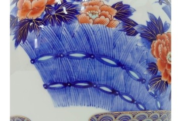 深川製磁　有田焼　染錦　高さ約37cm　華やかな御所車絵の花瓶　共箱付き　(R-087392)