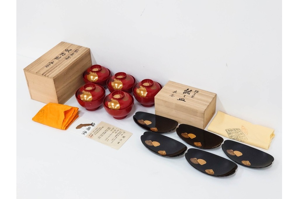 輪島塗　木製　蒔絵が美しい吸物椀(桂月堂)5点・銘々皿(寛山)5点セット　共箱付き　(R-087400)