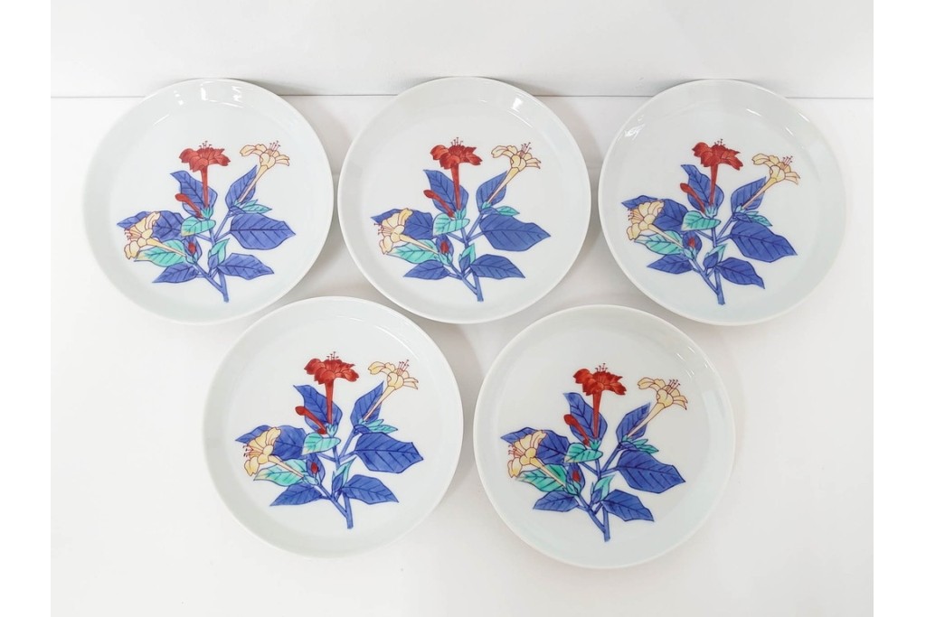 今泉今右衛門　有田焼　5.1寸　錦白粉花絵の銘々皿5点セット　共箱付き　(R-087402)