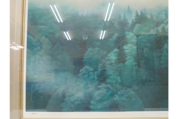 真作　新復刻画　東山魁夷　監修 東山すみ　HC/250　「青い谷」　霧に包まれた深い森と滝が美しいリトグラフ　外箱付き　(R-087404)