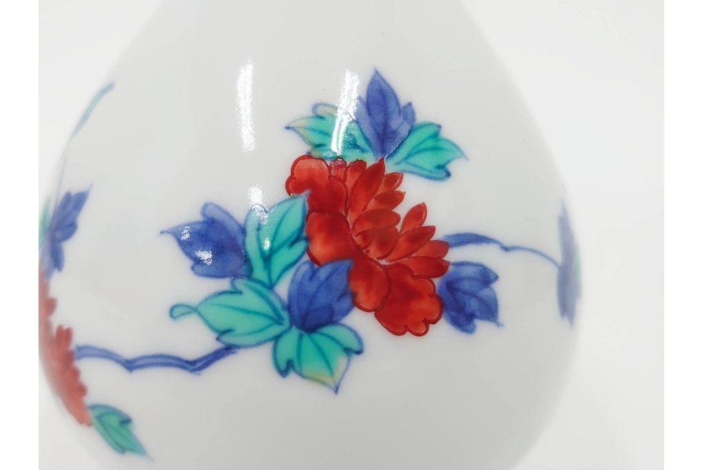 今泉今右衛門　有田焼　錦牡丹絵の花瓶(高さ約13cm)・錦桃画の摘入小鉢6点セット　(R-087411)
