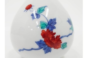 今泉今右衛門　有田焼　錦牡丹絵の花瓶(高さ約13cm)・錦桃画の摘入小鉢6点セット　(R-087411)