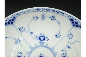 デンマーク製　ROYAL COPENHAGEN(ロイヤルコペンハーゲン)　ブルーフルーテッド　ハーフレースのコンポート　(R-087414)