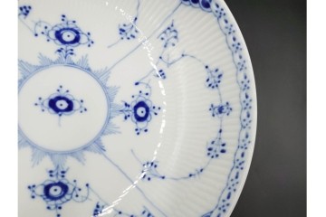 デンマーク製　ROYAL COPENHAGEN(ロイヤルコペンハーゲン)　ブルーフルーテッド　ハーフレースのコンポート　(R-087414)