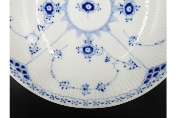 デンマーク製　ROYAL COPENHAGEN(ロイヤルコペンハーゲン)　ブルーフルーテッド　ハーフレースのコンポート　(R-087414)
