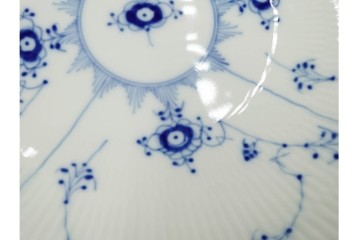 デンマーク製　ROYAL COPENHAGEN(ロイヤルコペンハーゲン)　ブルーフルーテッド　ハーフレースのコンポート　(R-087414)