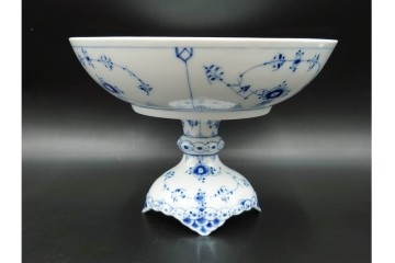 デンマーク製　ROYAL COPENHAGEN(ロイヤルコペンハーゲン)　ブルーフルーテッド　ハーフレースのコンポート　(R-087414)