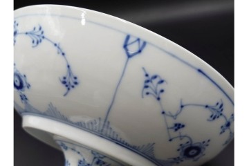 デンマーク製　ROYAL COPENHAGEN(ロイヤルコペンハーゲン)　ブルーフルーテッド　ハーフレースのコンポート　(R-087414)