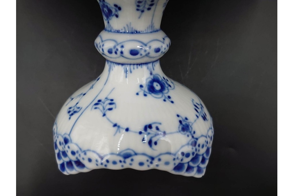 デンマーク製　ROYAL COPENHAGEN(ロイヤルコペンハーゲン)　ブルーフルーテッド　ハーフレースのコンポート　(R-087414)