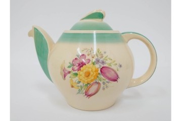 イギリスヴィンテージ　Susie Cooper(スージークーパー)　スワンシースプレイ　ティーポット・クリーマー・プレート・カップ&ソーサー・トリオ6客　洋食器セット　(R-087415)