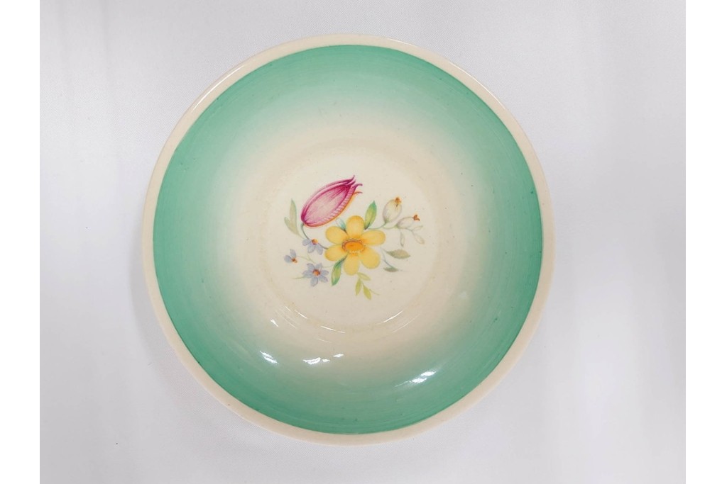 イギリスヴィンテージ　Susie Cooper(スージークーパー)　スワンシースプレイ　ティーポット・クリーマー・プレート・カップ&ソーサー・トリオ6客　洋食器セット　(R-087415)