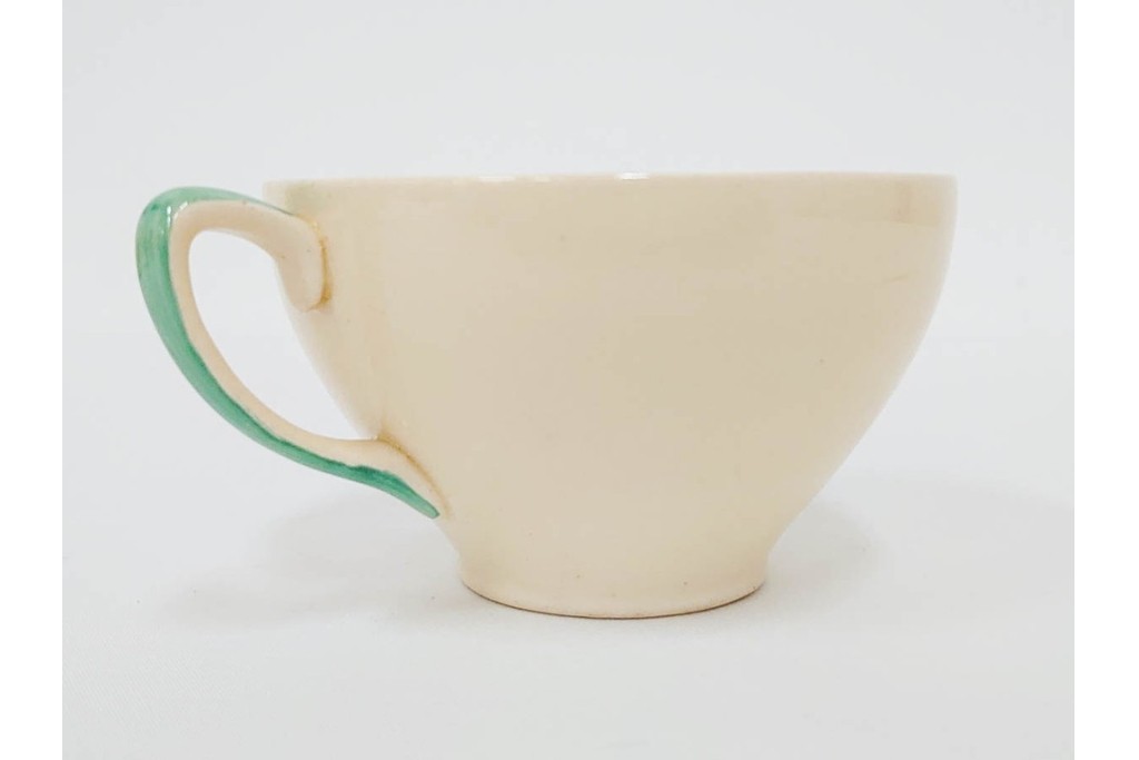 イギリスヴィンテージ　Susie Cooper(スージークーパー)　スワンシースプレイ　ティーポット・クリーマー・プレート・カップ&ソーサー・トリオ6客　洋食器セット　(R-087415)