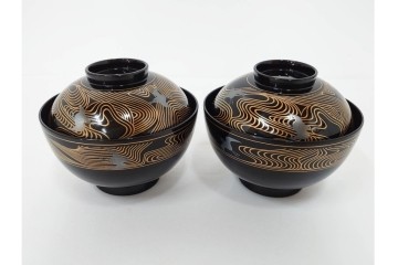 わじま龍作　輪島塗　蒔絵　優美な波千鳥文が描かれたお椀5点セット　共箱付き　(R-087419)
