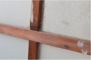 アンティーク建具　大正から昭和初期　大正ロマンな雰囲気漂うガラス帯戸1枚　(R-087421)