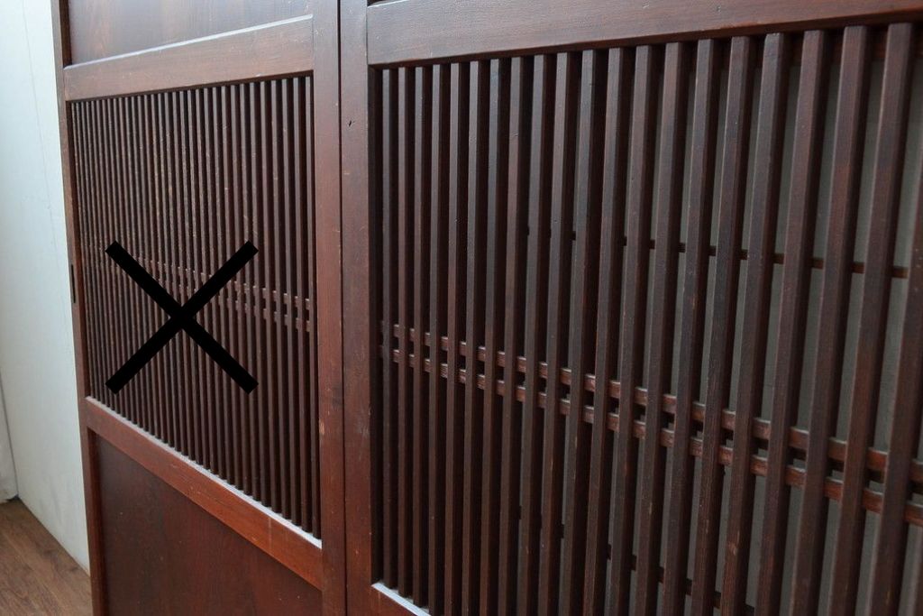 アンティーク建具　明治から大正期　アクリル板入り　長い歴史を刻んだ風合いが魅力的な格子帯戸1枚　(R-087422)