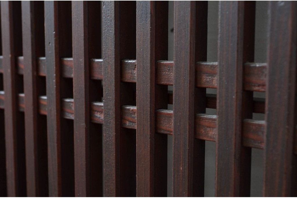 アンティーク建具　明治から大正期　アクリル板入り　長い歴史を刻んだ風合いが魅力的な格子帯戸1枚　(R-087422)