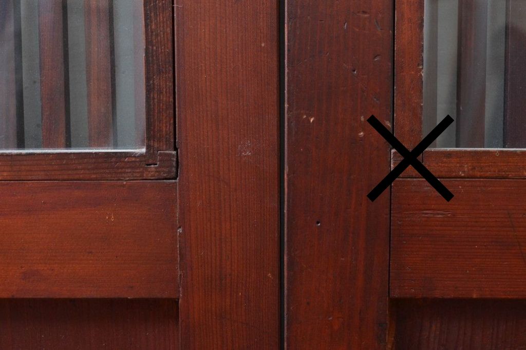 アンティーク建具　明治から大正期　アクリル板入り　長い歴史を刻んだ風合いが魅力的な格子帯戸1枚　(R-087422)