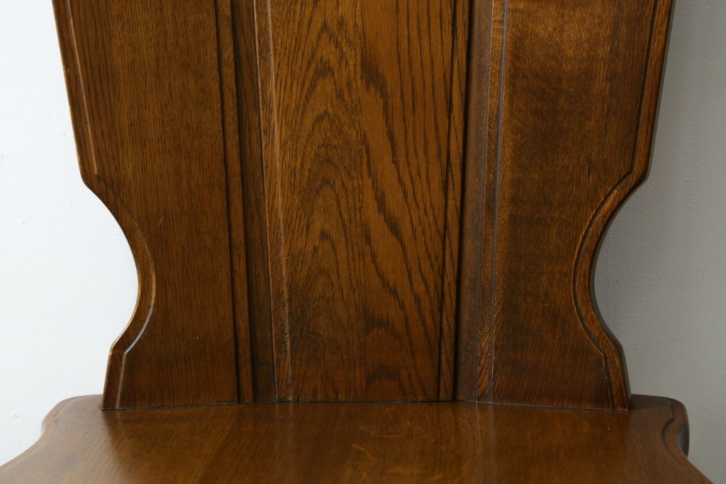 中古　美品　希少な絶版品!!　カリモク家具(karimoku)　ルスティック(RUSTIC)　オーク材　カントリースタイルの空間づくりにおすすめなダイニングチェア2脚セット　(R-087423)