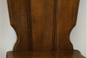 中古　美品　希少な絶版品!!　カリモク家具(karimoku)　ルスティック(RUSTIC)　オーク材　カントリースタイルの空間づくりにおすすめなダイニングチェア2脚セット　(R-087423)