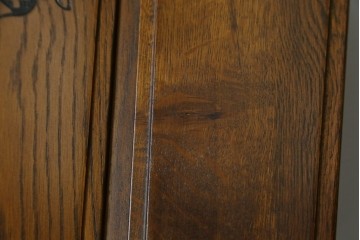 中古　美品　希少な絶版品!!　カリモク家具(karimoku)　ルスティック(RUSTIC)　オーク材　カントリースタイルの空間づくりにおすすめなダイニングチェア2脚セット　(R-087423)