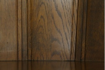 中古　美品　希少な絶版品!!　カリモク家具(karimoku)　ルスティック(RUSTIC)　オーク材　カントリースタイルの空間づくりにおすすめなダイニングチェア2脚セット　(R-087423)