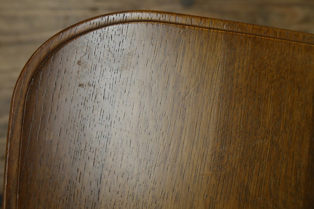 中古　美品　希少な絶版品!!　カリモク家具(karimoku)　ルスティック(RUSTIC)　オーク材　カントリースタイルの空間づくりにおすすめなダイニングチェア2脚セット　(R-087423)