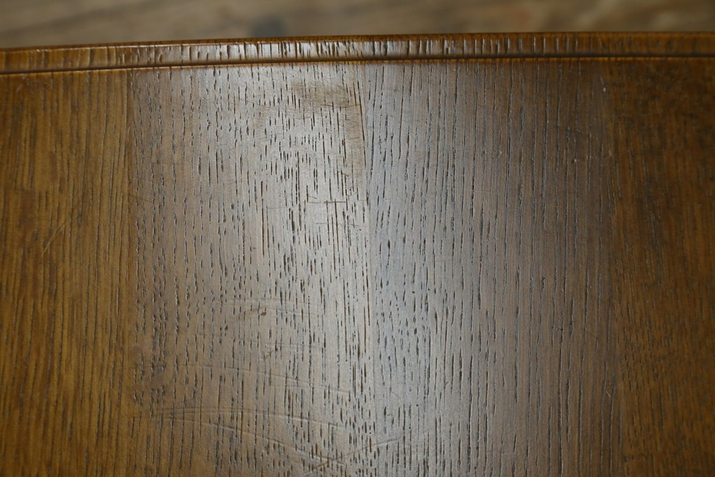 中古　美品　希少な絶版品!!　カリモク家具(karimoku)　ルスティック(RUSTIC)　オーク材　カントリースタイルの空間づくりにおすすめなダイニングチェア2脚セット　(R-087423)