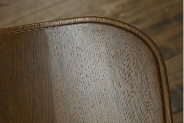 中古　美品　希少な絶版品!!　カリモク家具(karimoku)　ルスティック(RUSTIC)　オーク材　カントリースタイルの空間づくりにおすすめなダイニングチェア2脚セット　(R-087423)