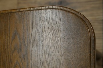 中古　美品　希少な絶版品!!　カリモク家具(karimoku)　ルスティック(RUSTIC)　オーク材　カントリースタイルの空間づくりにおすすめなダイニングチェア2脚セット　(R-087423)