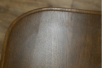 中古　美品　希少な絶版品!!　カリモク家具(karimoku)　ルスティック(RUSTIC)　オーク材　カントリースタイルの空間づくりにおすすめなダイニングチェア2脚セット　(R-087423)