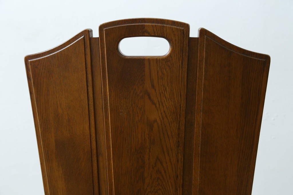 中古　美品　希少な絶版品!!　カリモク家具(karimoku)　ルスティック(RUSTIC)　オーク材　カントリースタイルの空間づくりにおすすめなダイニングチェア2脚セット　(R-087423)