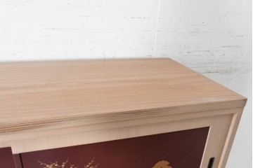 中古　高級品!!　桐箪笥(並厚)　美しい蒔絵(山水図)入りの衣装箪笥　(R-087424)