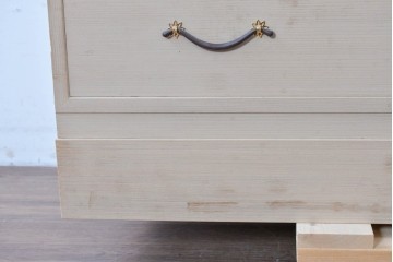 中古　高級品!!　桐箪笥(並厚)　美しい蒔絵(山水図)入りの衣装箪笥　(R-087424)