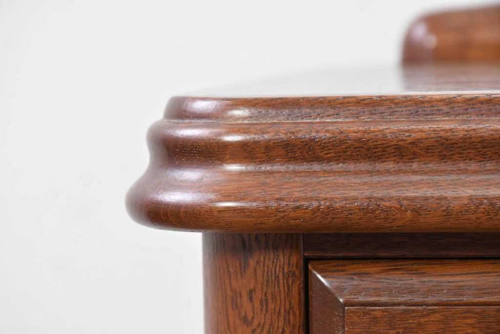 中古　美品　楢(ナラ)材　引き出し3杯付き　ルネッサンスナイトテーブル　定価約7万円　(R-087426)