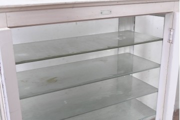 和製アンティーク　希少サイズ　ホワイトペイントが可愛らしい全面ガラスの小さなケビント　(R-087427)