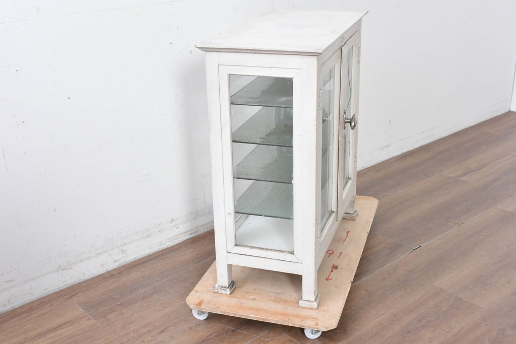 和製アンティーク　希少サイズ　ホワイトペイントが可愛らしい全面ガラスの小さなケビント　(R-087427)