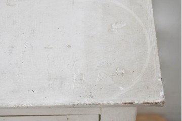 和製アンティーク　希少サイズ　ホワイトペイントが可愛らしい全面ガラスの小さなケビント　(R-087427)