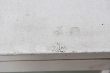 和製アンティーク　希少サイズ　ホワイトペイントが可愛らしい全面ガラスの小さなケビント　(R-087427)