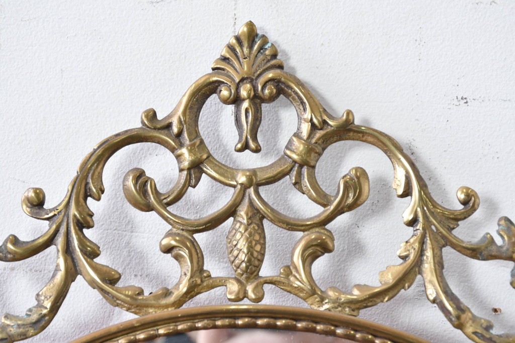 中古　イタリア製　真鍮フレーム　エレガントな透かし装飾の壁掛けミラー　(R-087430)