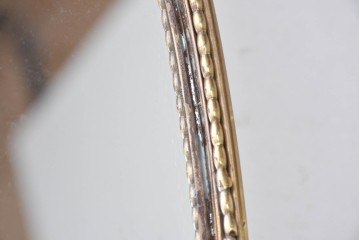 中古　イタリア製　真鍮フレーム　エレガントな透かし装飾の壁掛けミラー　(R-087430)