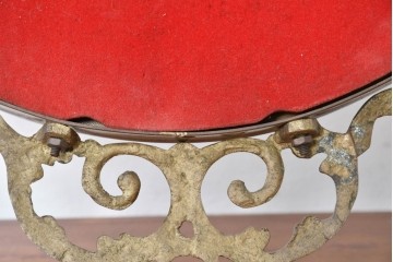 中古　イタリア製　真鍮フレーム　エレガントな透かし装飾の壁掛けミラー　(R-087430)