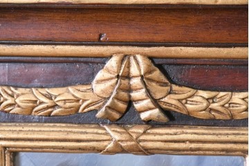 中古　THEODORE ALEXANDER(セオドア・アレキサンダー)　ジョージアン様式　シェルフ付きウォールミラー　(R-087431)