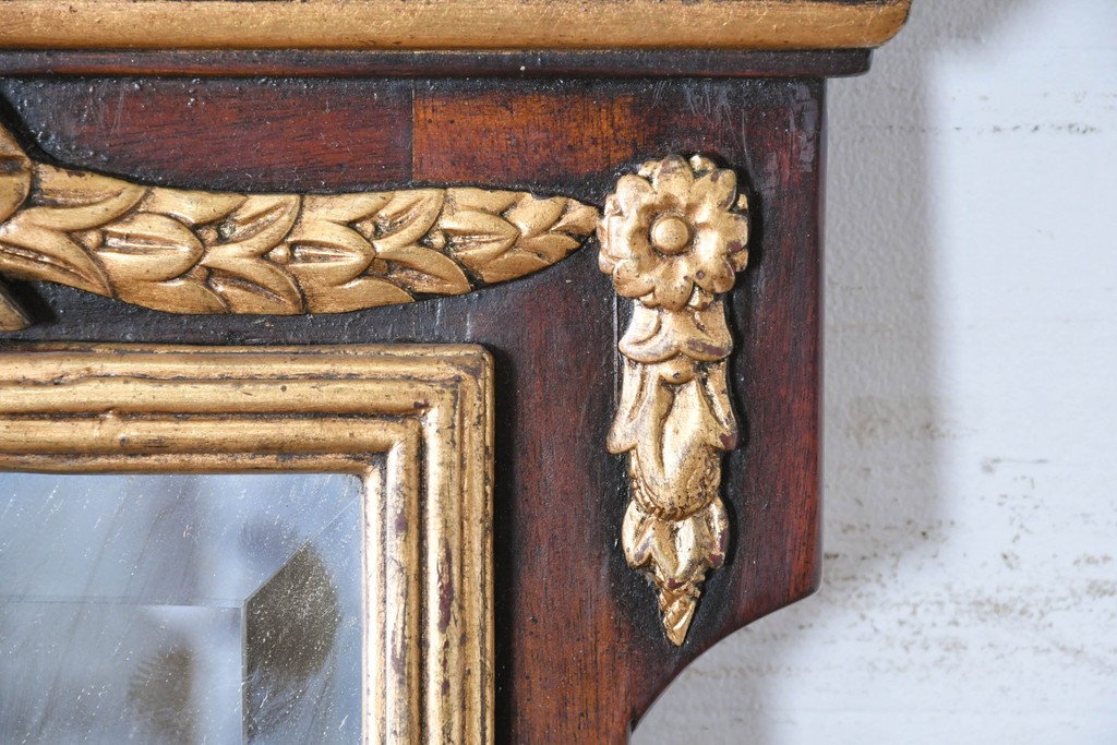 中古　THEODORE ALEXANDER(セオドア・アレキサンダー)　ジョージアン様式　シェルフ付きウォールミラー　(R-087431)