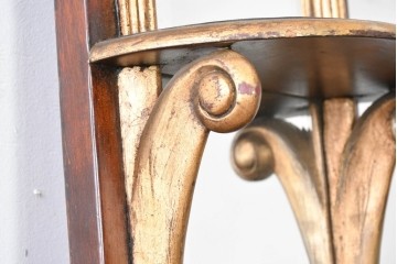 中古　THEODORE ALEXANDER(セオドア・アレキサンダー)　ジョージアン様式　シェルフ付きウォールミラー　(R-087431)