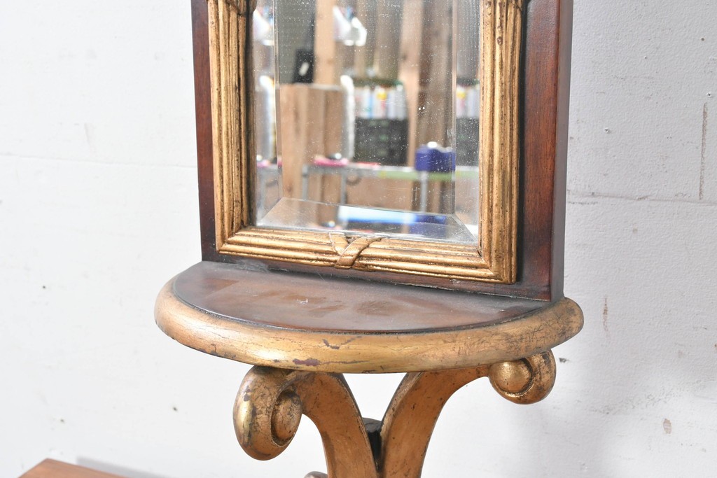 中古　THEODORE ALEXANDER(セオドア・アレキサンダー)　ジョージアン様式　シェルフ付きウォールミラー　(R-087431)