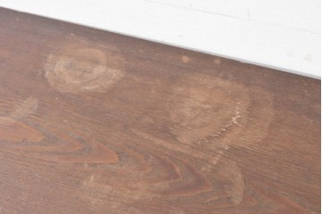 和製アンティーク　華やかな金色の背景に白椿が描かれた槐(エンジュ)材の茶棚　(R-087434)